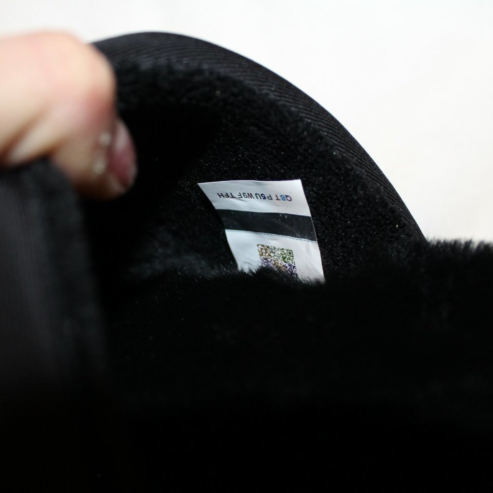 NIB UGG LOGO WOMEN'S GRAPHIC LOGO SLIDE SLIPPERS SANDALS BLACK - Picture 7 of 7